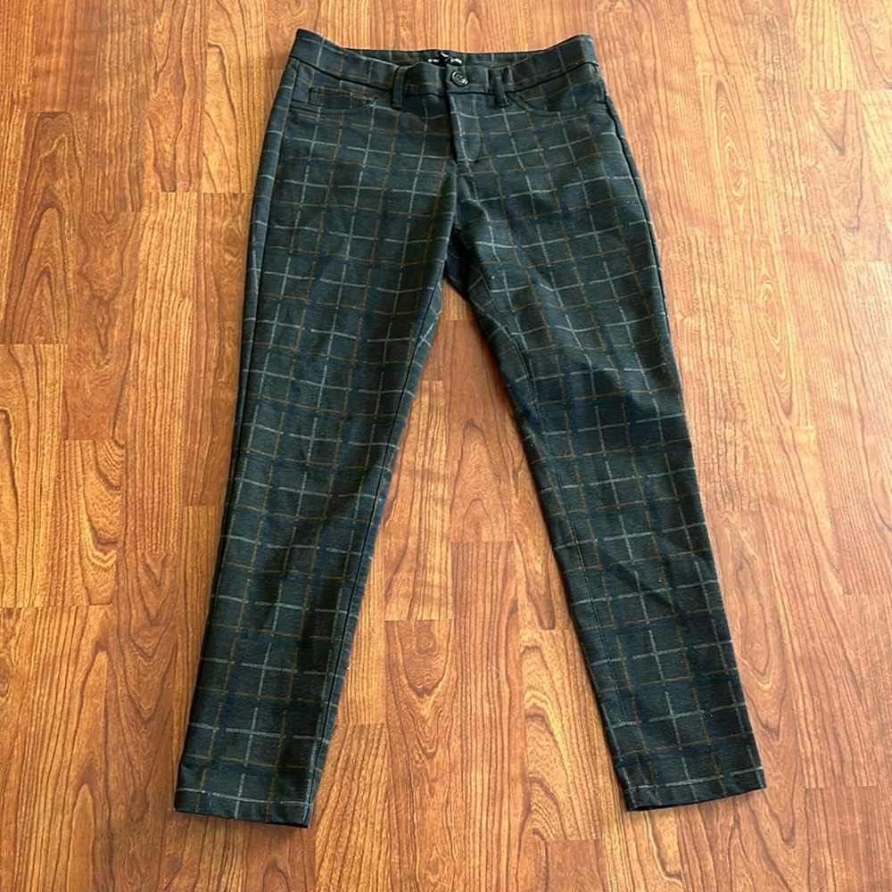 41 Hawthorn dress slacks size 4 petite. Dark gray with brown and navy squares. - Picture 1 of 8